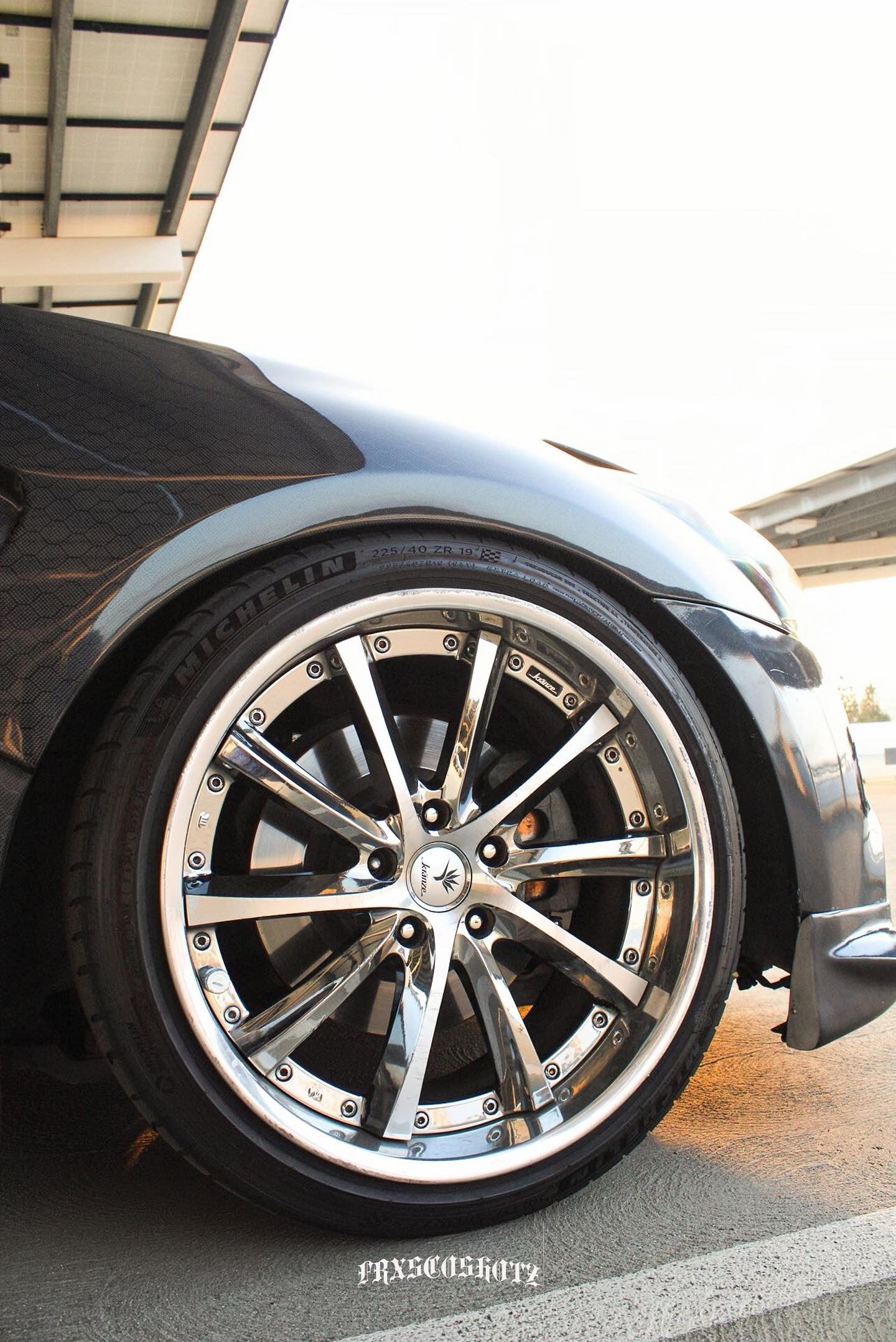 MyVQParts V1 Carbon Fiber Fenders for G37 Coupe & Sedan
