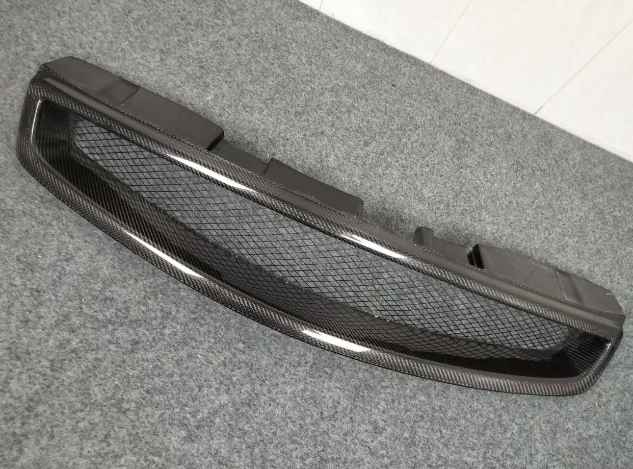 03-07 G35 Coupe Carbon fiber mesh grille