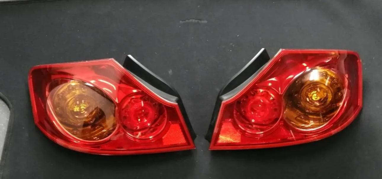 JDM NISSAN SKYLINE V36  INFINITI G37 Genuine OEM Tail Lamp Taillights JDM